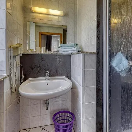 Szálloda Kurpension Freudenstein