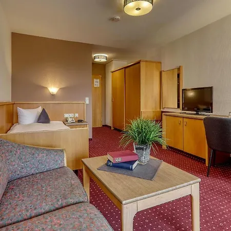 Kurpension Freudenstein Otel *